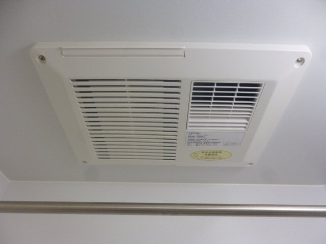 レオネクスト城見橋ハイツの浴室