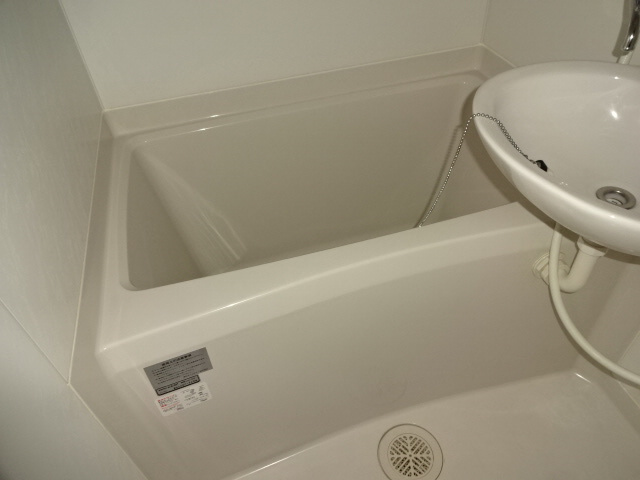 レオパレスアリビオの浴室