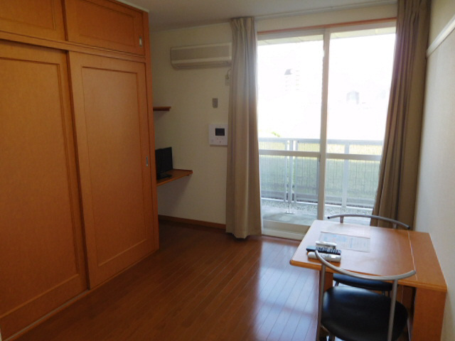 レオパレスデンファレ花田の子供部屋