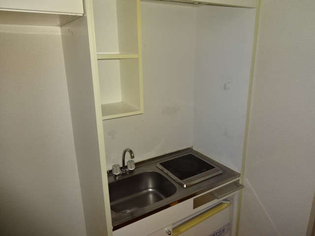 レオパレス飾西のキッチン