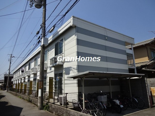 レオパレス面白の外観