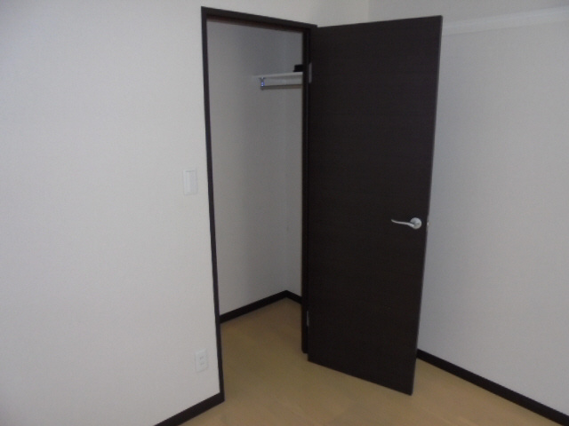 レオネクストジュヌ　エルブの収納