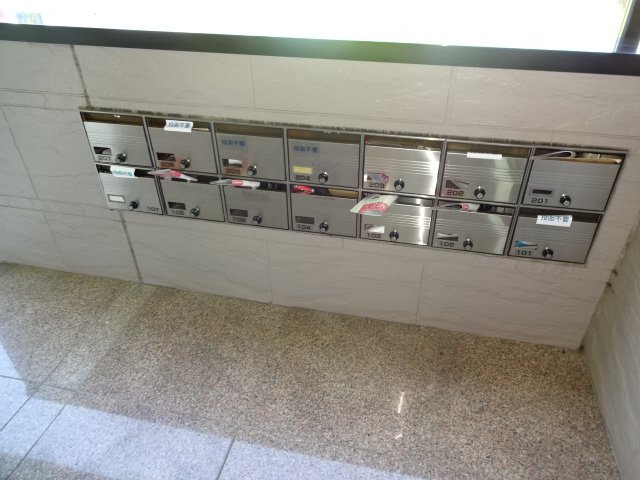 レオパレスＬｅｓ　Ａｍｉｅｓのその他共用部分