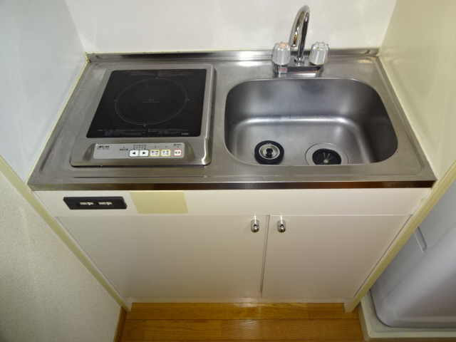 レオパレスＬｅｓ　Ａｍｉｅｓのキッチン