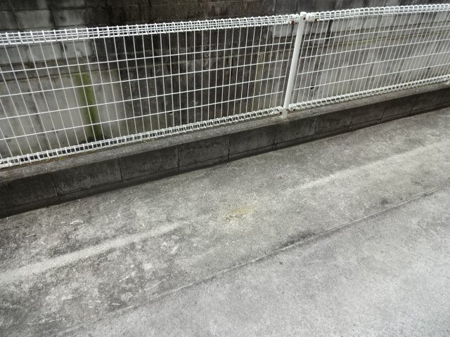レオパレスＫＵＷＡＤＡのバルコニー