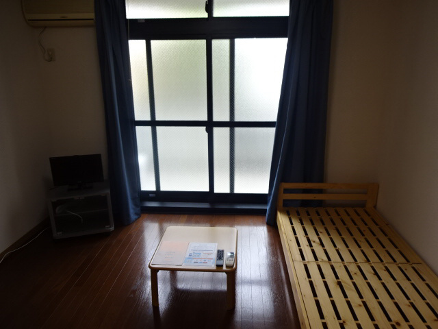 レオパレスＫＵＷＡＤＡの寝室