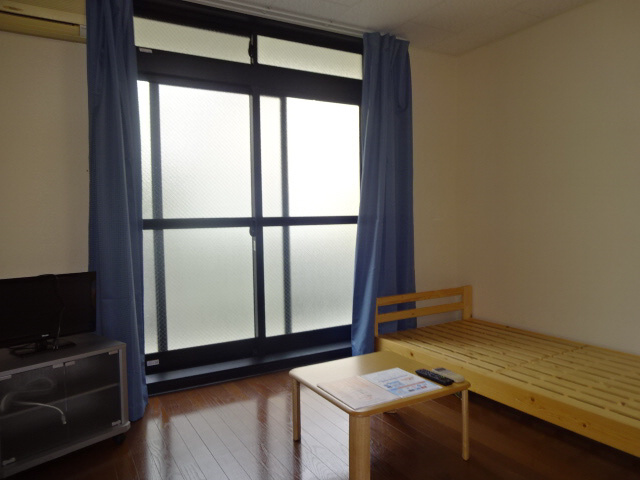 レオパレスＫＵＷＡＤＡの子供部屋