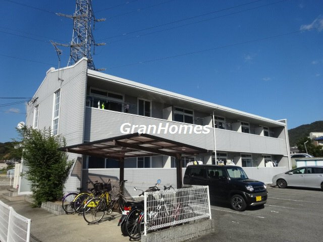 レオパレスフレーズ壱番館の外観