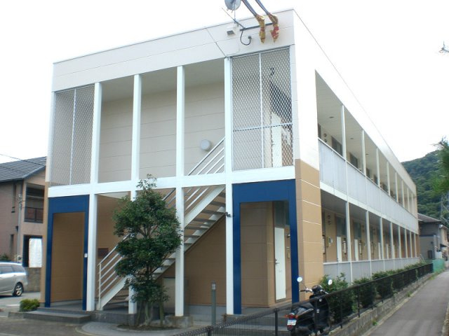 レオパレス仁豊野の外観