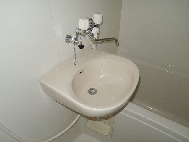 レオパレス仁豊野の洗面所