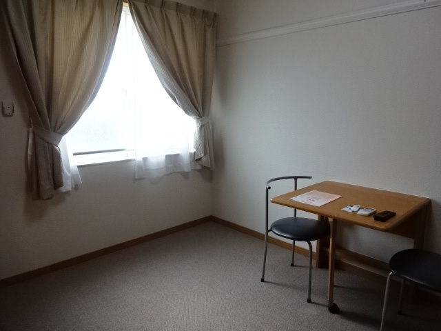 レオパレスＴＩＡ　Ⅱの子供部屋