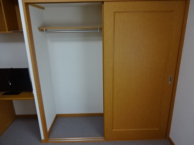 レオパレスＴＩＡ　Ⅱの収納