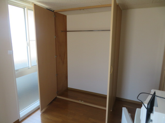 レオパレス嘉寿ＨＩＭＥＪＩの収納