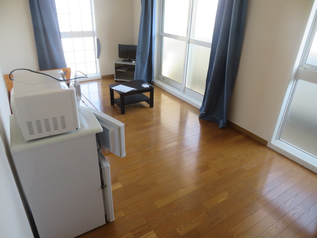 レオパレス嘉寿ＨＩＭＥＪＩの居間・リビング