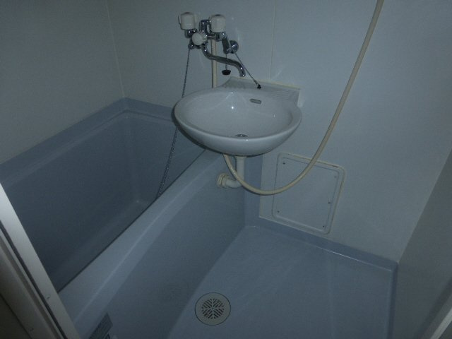 レオパレスさくらＡの浴室