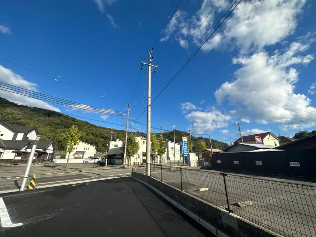 アンジェ 大谷の駐車場
