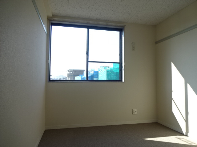 レオパレスＭの居間・リビング