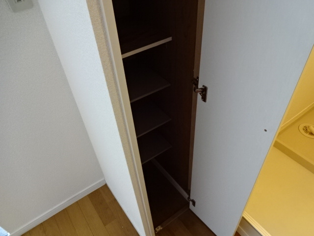 レオパレスル・ベルの収納