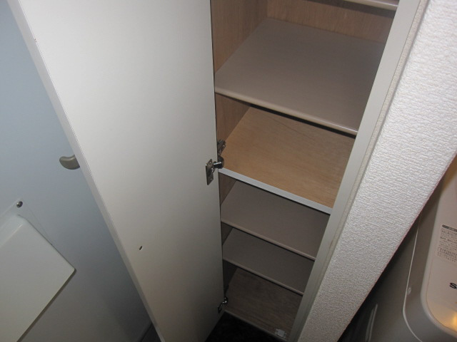 レオパレス神屋町の収納