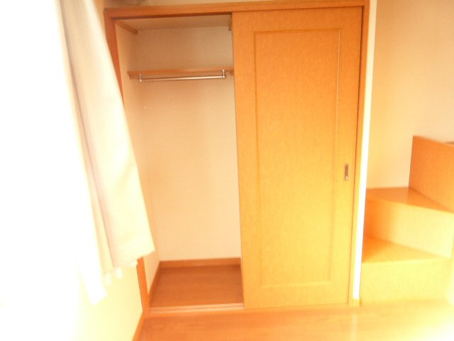 レオパレスＭＡＴＳＵＤＡの収納