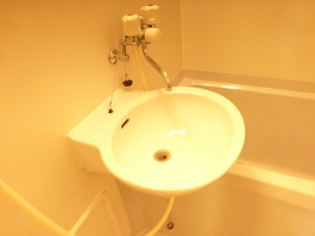 レオパレスＭＡＴＳＵＤＡの洗面所