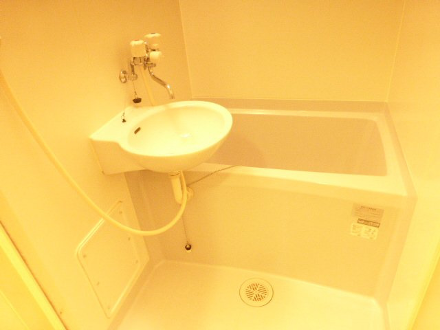 レオパレスＭＡＴＳＵＤＡの浴室