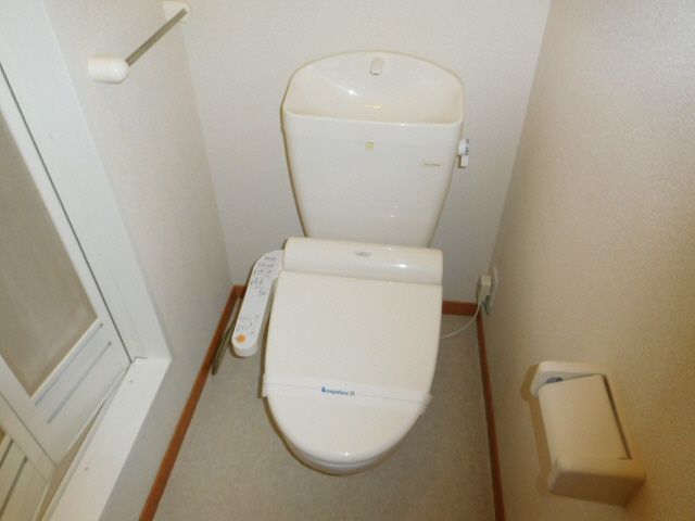 レオパレス伊伝居のトイレ