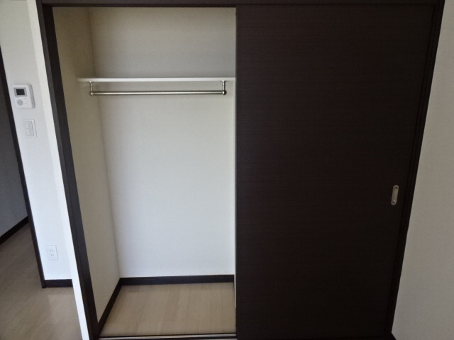 レオネクストタカス壱番館の収納