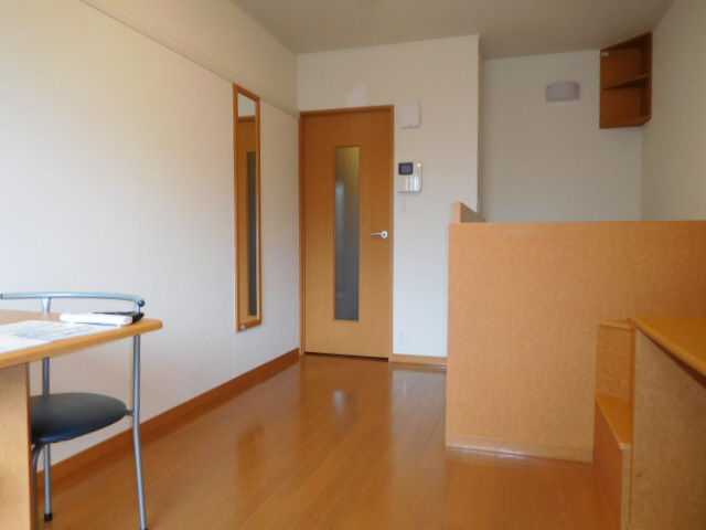 レオパレス伊伝居の子供部屋