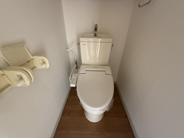 グラッチェⅠ番館のトイレ