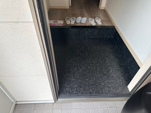 サンパレスの玄関