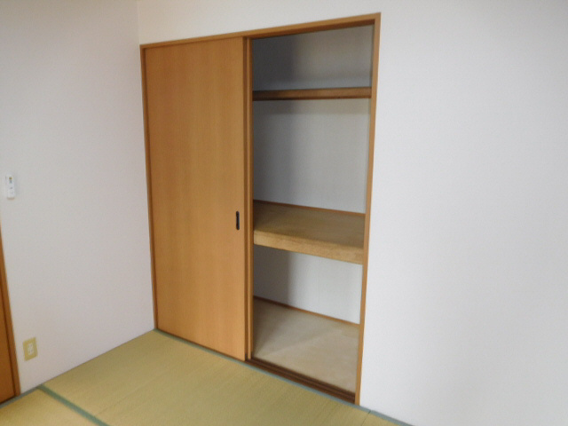ハイツエトワールの収納