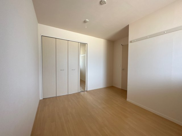 アンプルールの洋室