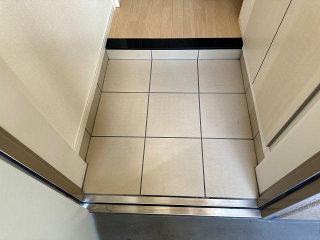アンプルールの玄関