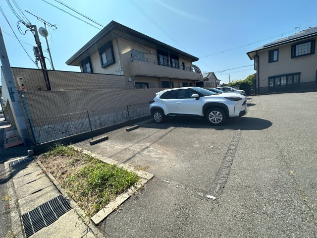 ラベンダー　ハイツの駐車場