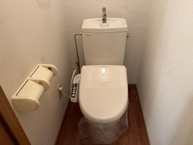 Ｓ・Ｊルミナスのトイレ|シャワー付トイレ