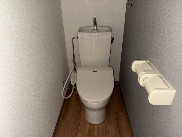 レジデンスコート東山のトイレ