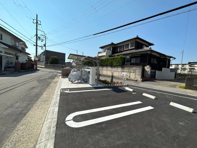 コンフォート長田Ⅱの駐車場