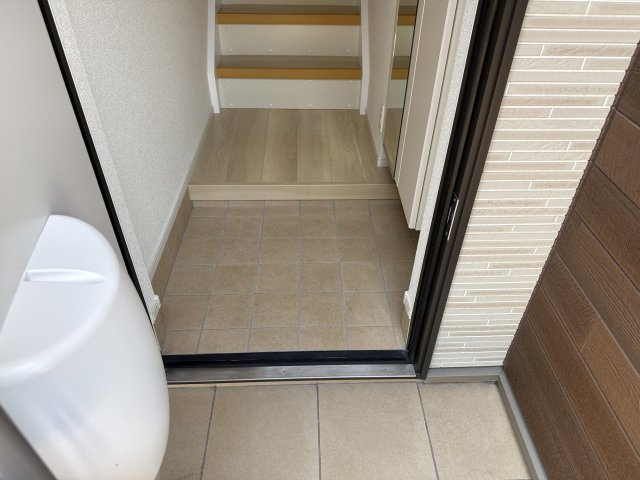 アンソレイユⅢの玄関