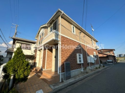 パインハースト　Ｅ