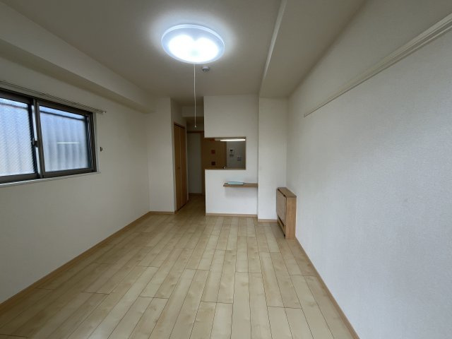 クレール姫路の居間・リビング
