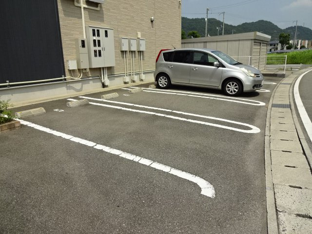 グラン・レーヴの駐車場