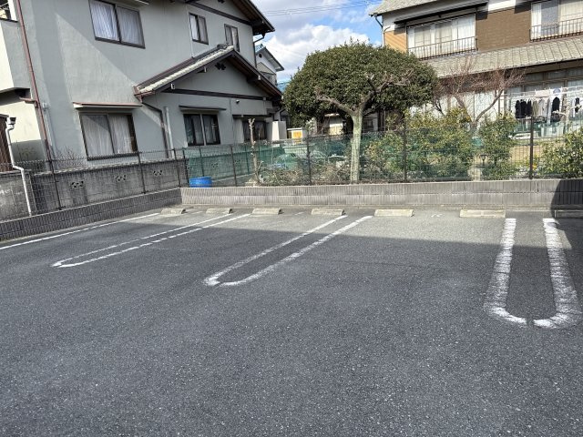 シルフィードの駐車場