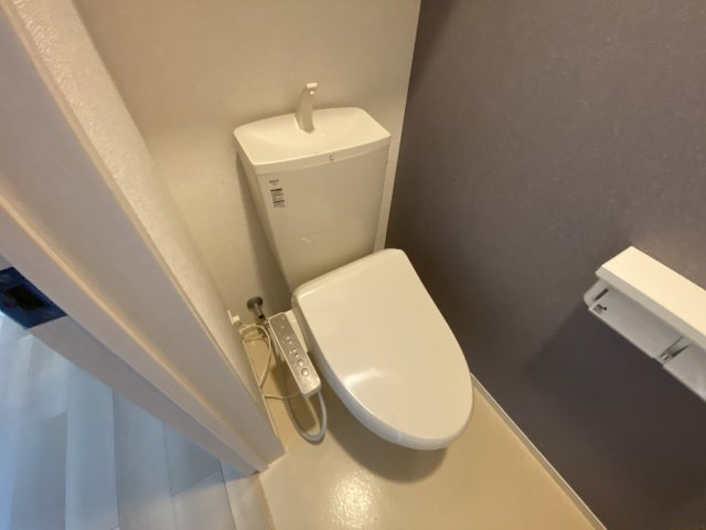 フェリア垣内のトイレ