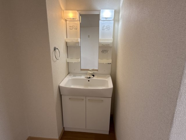 ファミィール町田の洗面所