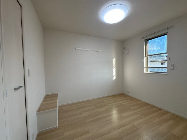 メゾン・カルムＢの居間・リビング