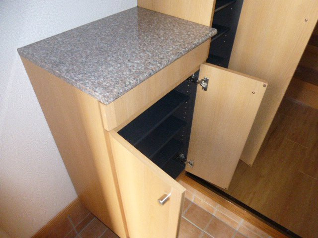 エーデル緑ヶ丘Ｄの収納