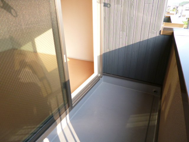 ヒルサイド緑ヶ丘Ｂのバルコニー