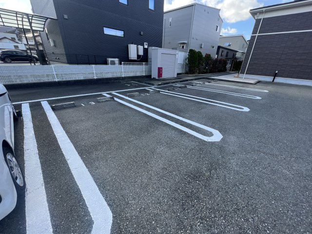 サンリットベルＡの駐車場