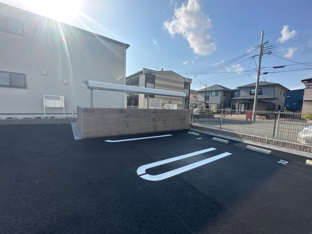 ル・レスト高田の駐車場